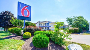 Motel 6-Windsor Locks, CT - Hartford